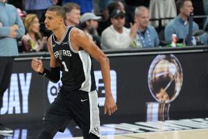 帕金斯：NBA还不属于文班 他还需拿到MVP和多个冠军证明自己